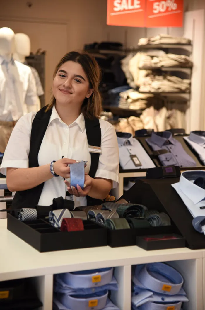 Detailhandelsfachmann/-frau EFZ Gestalten von Einkaufserlebnissen Textil