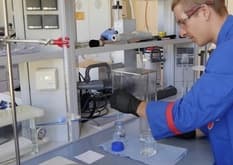 Ausbildung zum Physiklaborant/in EFZ - Arbeitssituation, Lohn und Weiterbildungen, Schnupperlehren und freie Lehrstelle für 2026 finden. Physiklaborant/in EFZ